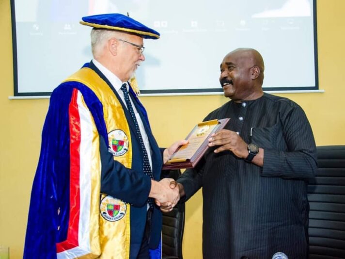 5E42608C-FB06-440D-9EF5-BDAA90857EBB