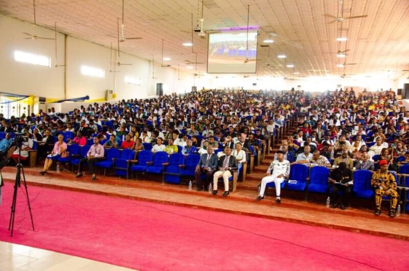 DC2CEE83-0BB3-45C2-8BB1-A0CE79B7C60D