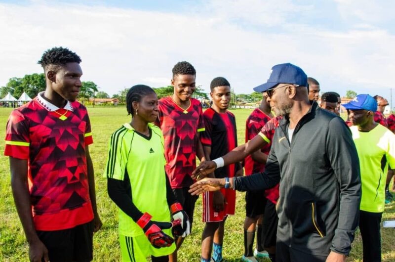 AEB50F24-3562-47EC-8A4C-42DA694A04E2