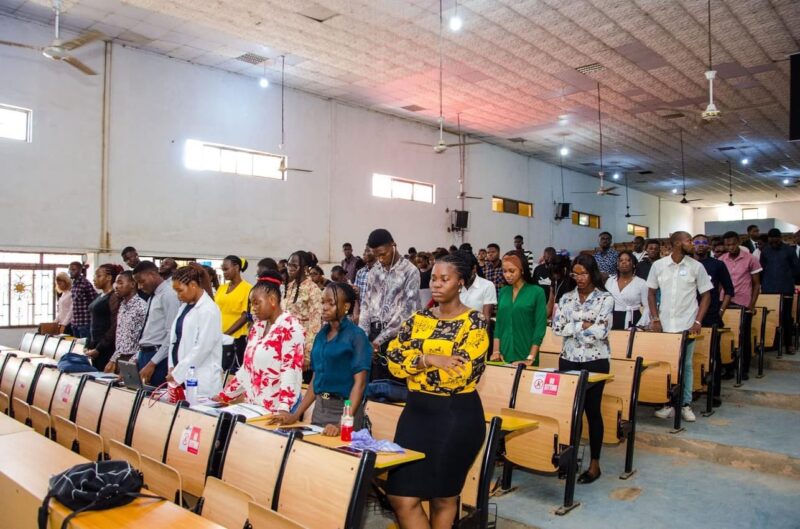 4100C925-9F2D-4984-B4CD-4891DD7FC461