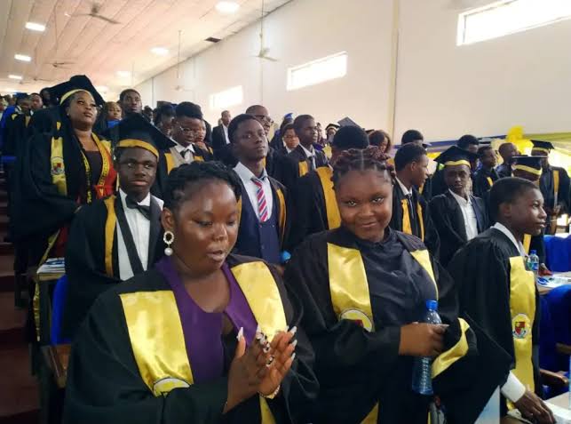 BF644B13-246D-4047-AD75-7A9938DCC8FD