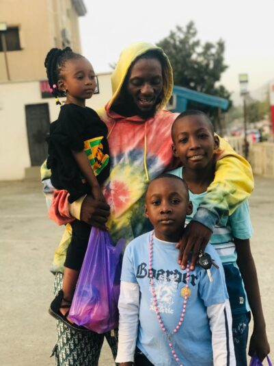 1B42AFA5-4C5F-4B69-90C9-B578D20AB2BC