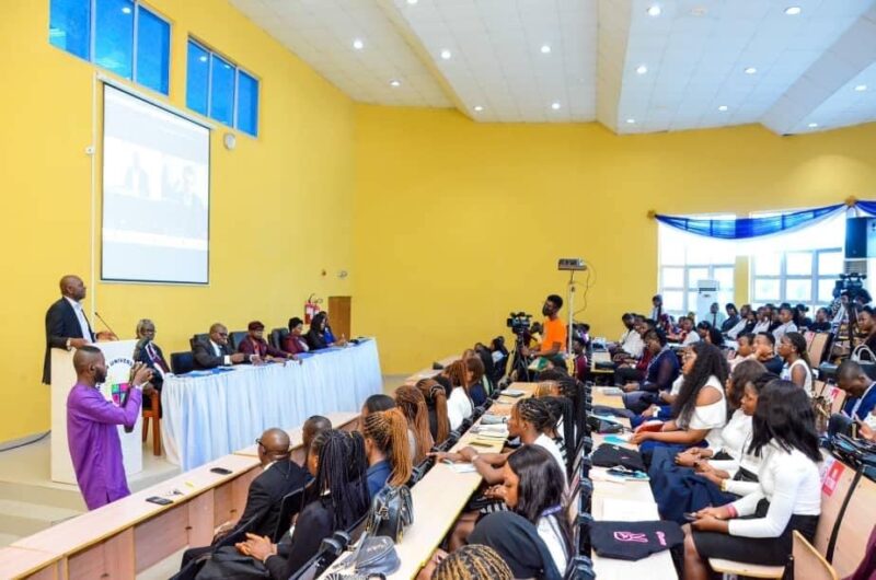 8FE11580-3CF8-4BA9-9626-D0CB0432E8FD