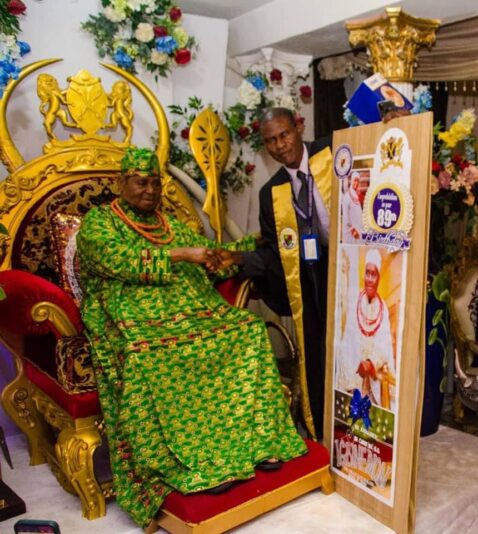 794377ED-DBDC-4B0F-AB95-5A07F1E4641A