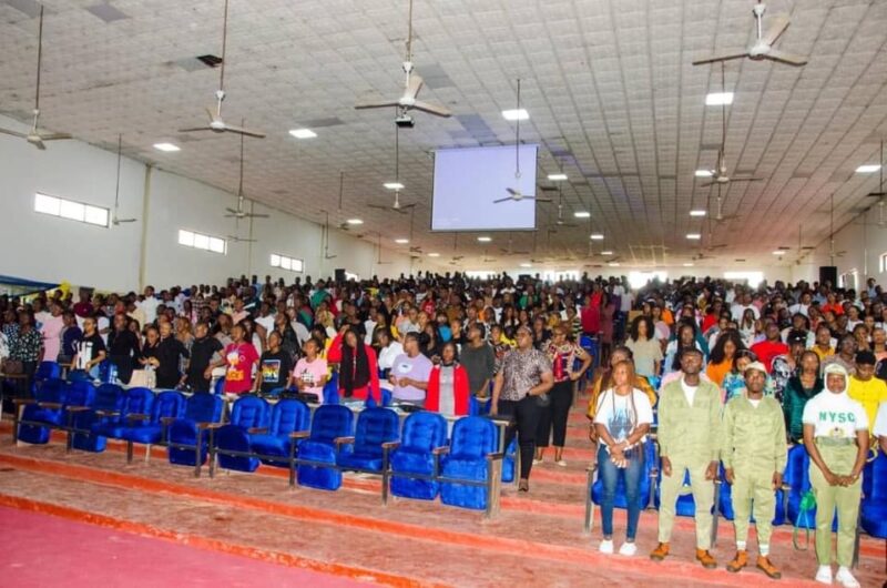 5CA8D0AC-5007-43F2-8EFA-2483586560D8