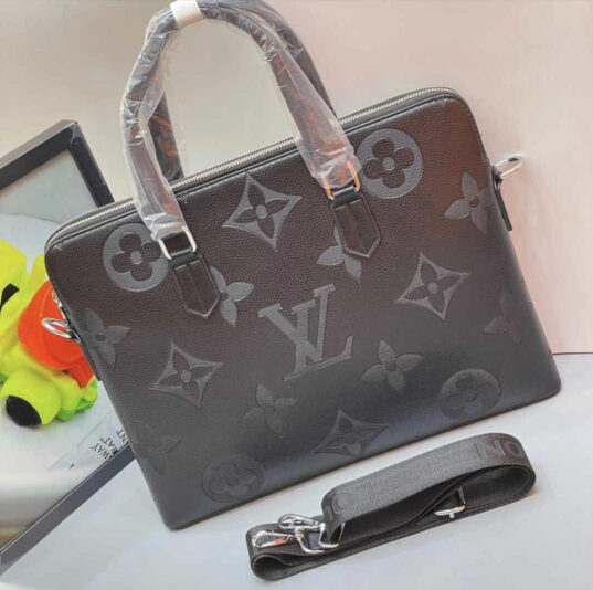 6D201B5D-81B9-462E-B3EE-C633E9C51425