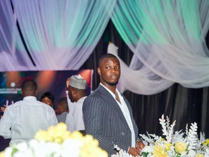 D20D12B0-35D6-4CCE-A844-89635AB30A4D