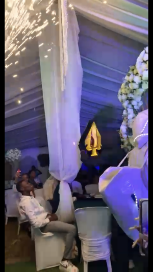 4EC7A6E7-8AE1-41FB-AFEC-96495500BE50