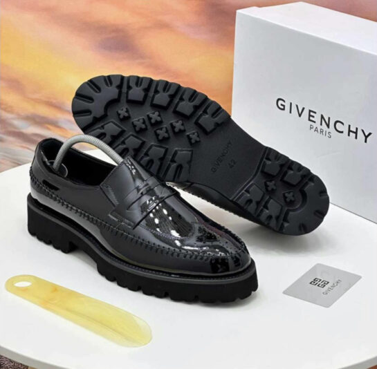 F2A87EAA-7615-466C-9D18-31CEA0835D44