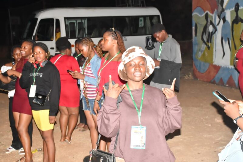 E71B8EE0-5E71-4047-BD26-B4794CD1F72F