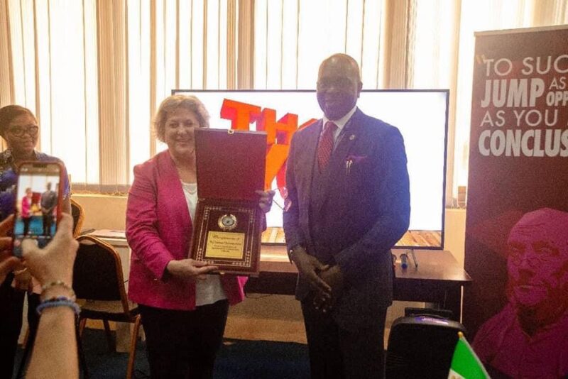 031E22EF-0958-412C-B9A2-BC48A0125A26