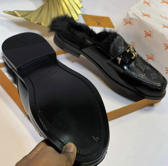 0F94A289-4F99-4320-8F04-8880D2DB6197