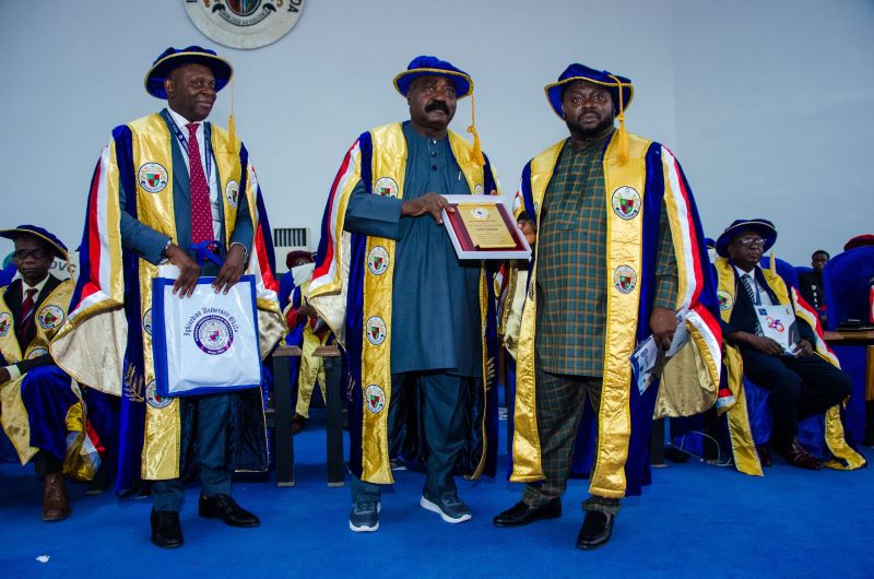 F8D962E2-DF01-46A1-B9D4-1CF059C8B154