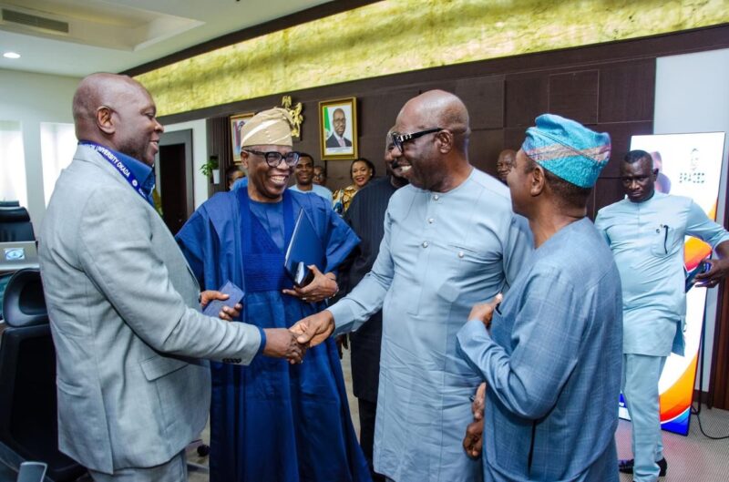 1BAA5DD2-59EB-4B9B-87C2-E4F7F8507898