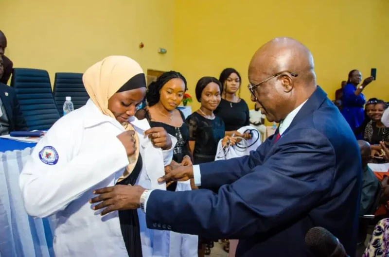 25E2A0D8-CB21-467C-854D-354B46B90710