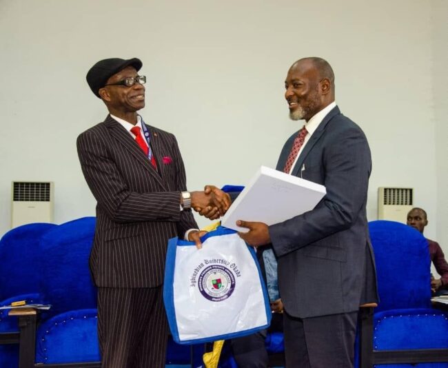 B25BBA6A-D16B-456F-9B33-FCEDF53BA6DB