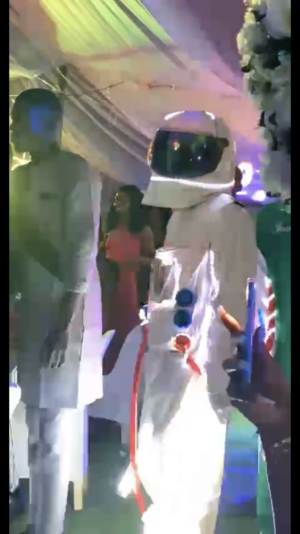 6EC35548-4A96-495A-A6DD-C1D485F3E820