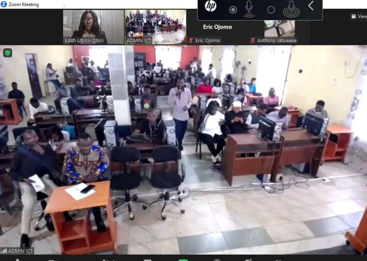 00BA2FC6-FCD4-473C-9D27-889DEBFCC6C5