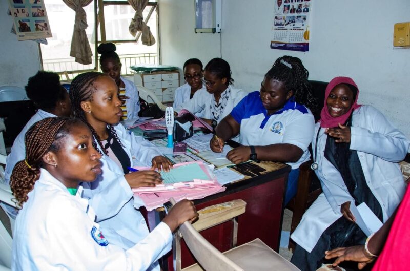 4C8E2061-0CA6-4BE5-9F55-738AF00A0E1D