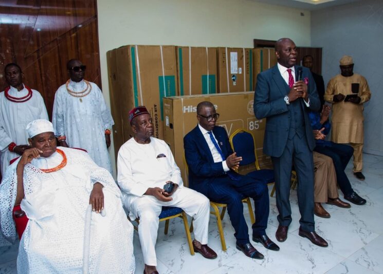 D7699DCD-7F4D-4454-9988-51B2911F719D