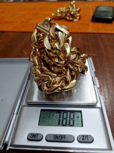 D458CA23-FDAE-4755-82DA-E4271F09D3F2