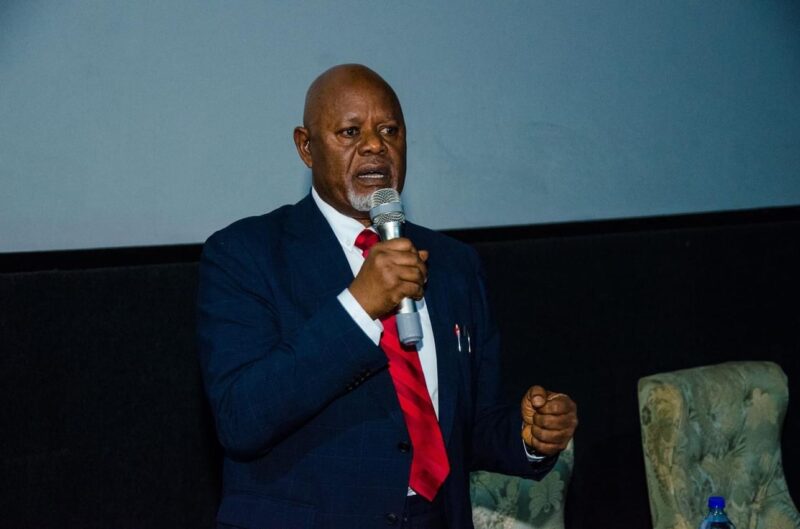 E449B84A-CA9B-4F5A-ADEF-0E1E1E0243ED