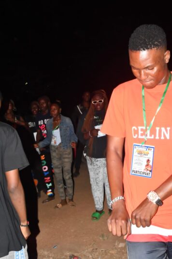 012C2F21-BD6E-41D0-A81A-AEF7121F8B6D