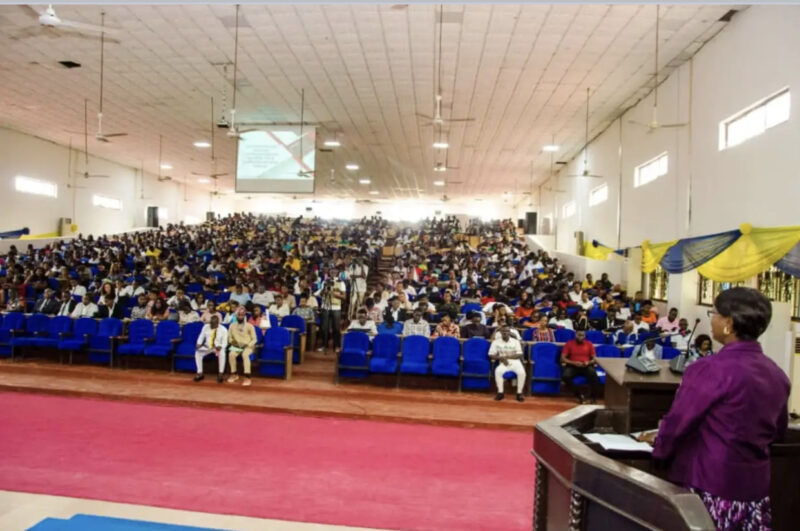 DCFBEA87-06EB-44F6-86E2-ADE750247E37