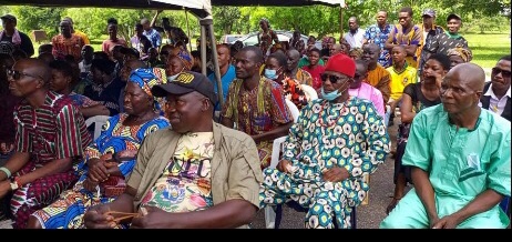 8BA3F812-8A38-46DE-BC95-AF4A1EF1F794