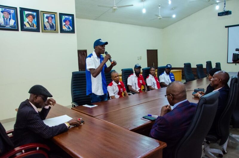 1840303D-25EE-49EB-BA92-DFC681716C13