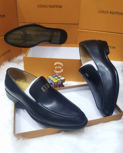 4761BF3B-E07A-4703-A139-78324C45667D