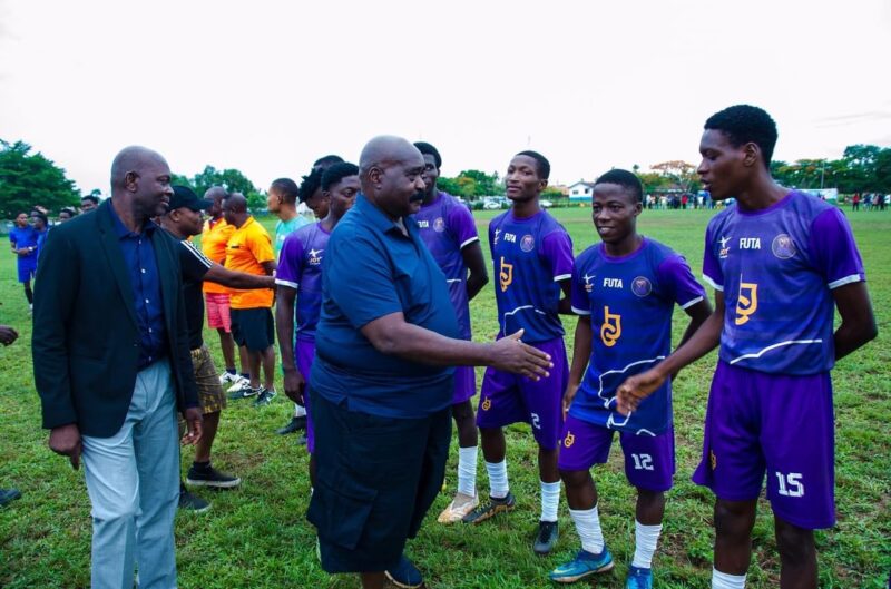 CA2439B0-B19A-4F9E-BB88-D0FE3D9E0728