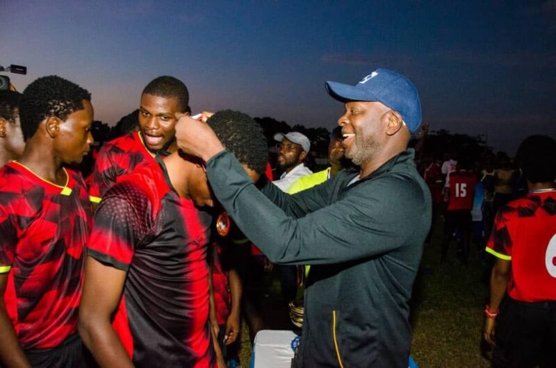 88491DC0-A0AF-4AE6-A2D9-8E858F2E167B